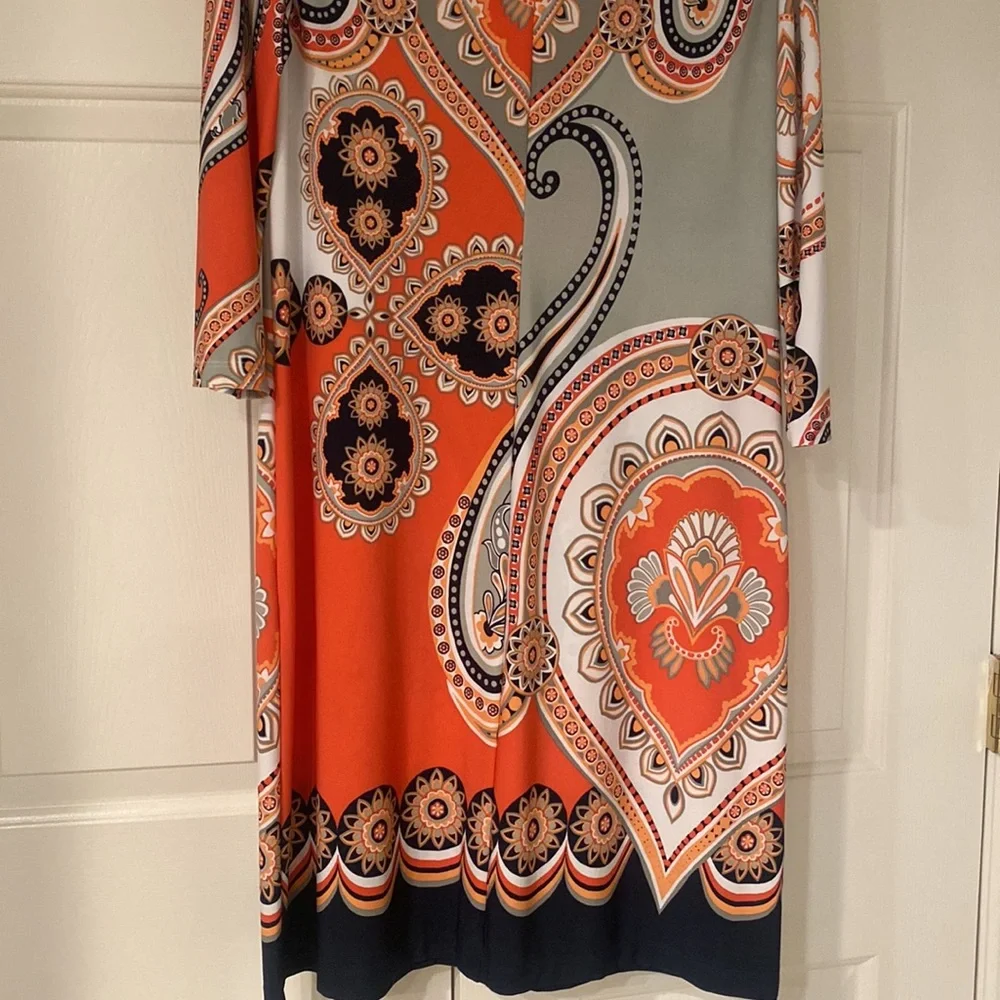 Patterned Dress - Picture 6 of 6
